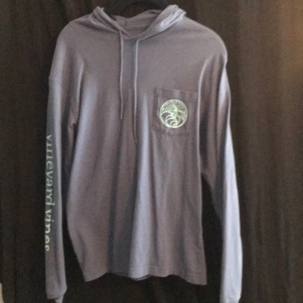 Vineyard vines “sweatshirt”